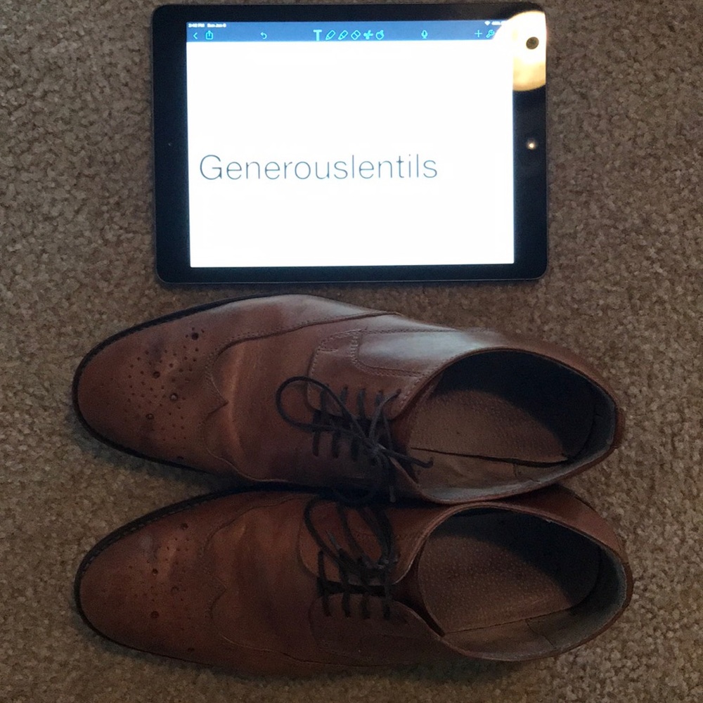 Banana Republic Tan Men’s Oxfords